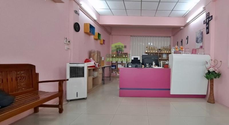 รูปที่2 ต้องการขายอาคารพาณิชย์ ในคลองบางปลากด พระสมุทรเจดีย์ ราคา 2,650,000 บาท