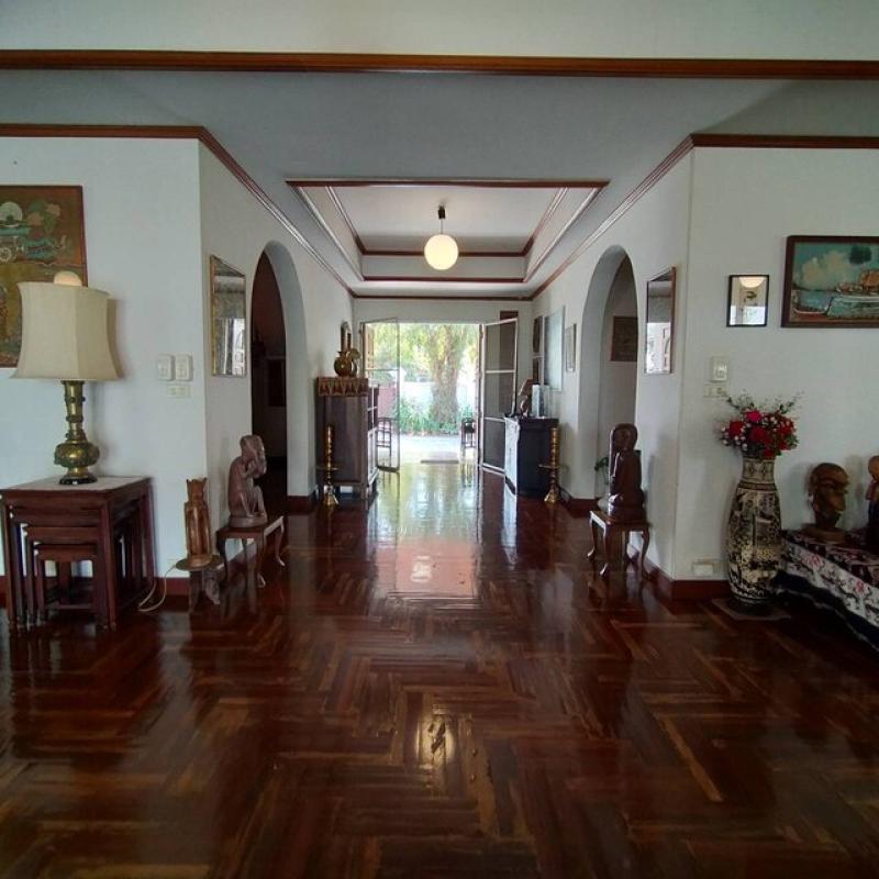 รูปที่6 ต้องการขายบ้านพร้อมที่ดิน หลักหก เมืองปทุมธานี ราคา 17,900,000 บาท