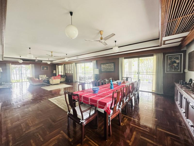 รูปที่7 ต้องการขายบ้านพร้อมที่ดิน หลักหก เมืองปทุมธานี ราคา 17,900,000 บาท