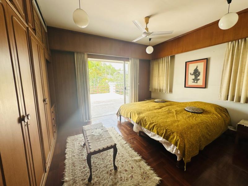 รูปที่8 ต้องการขายบ้านพร้อมที่ดิน หลักหก เมืองปทุมธานี ราคา 17,900,000 บาท