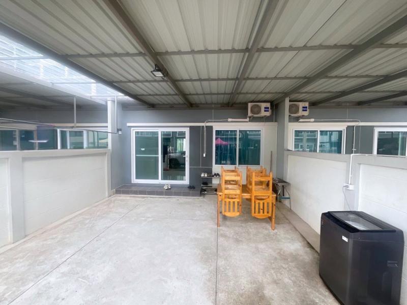 รูปที่2 ต้องการขายทาวน์โฮม หนองตะพาน บ้านค่าย ราคา 1,790,000 บาท