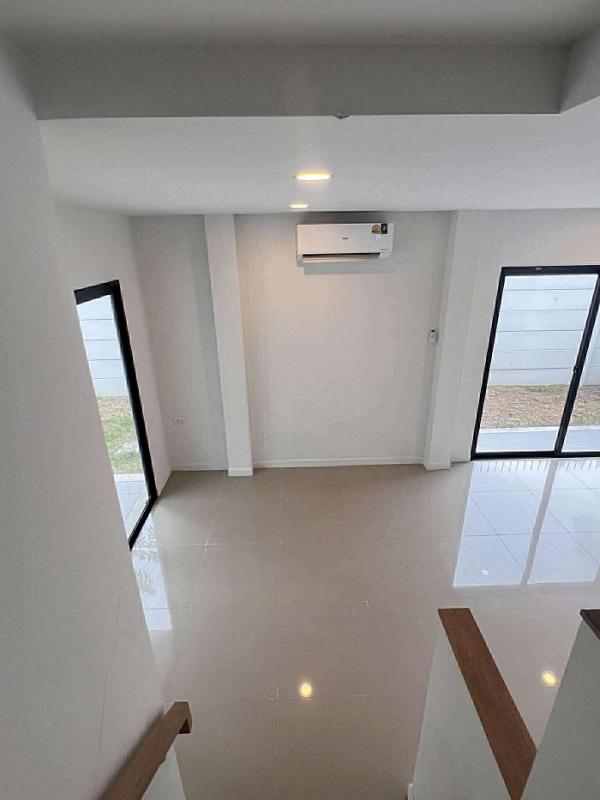 รูปที่7 ต้องการขายบ้านพร้อมที่ดิน สำโรงเหนือ เมืองสมุทรปราการ ราคา 6,500,000 บาท