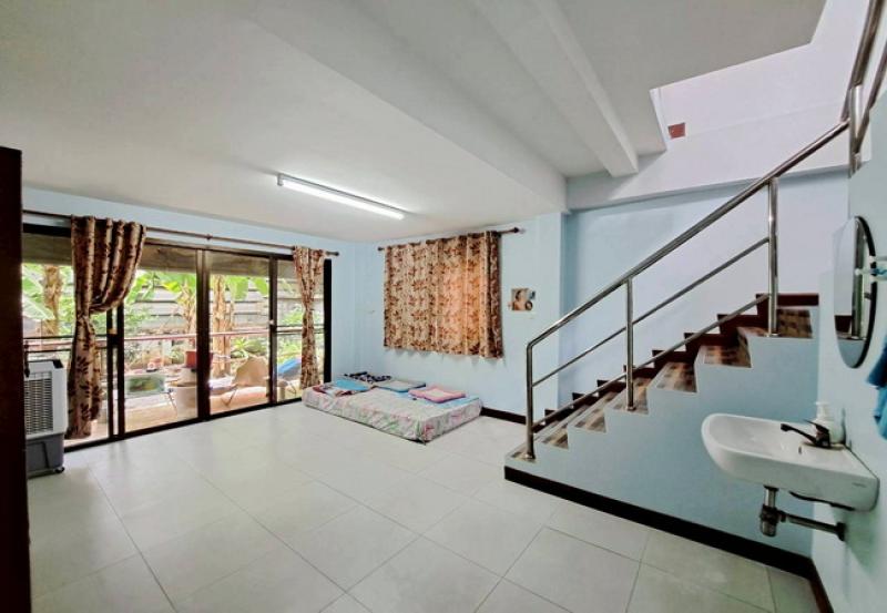 รูปที่5 ต้องการขายบ้านพร้อมที่ดิน ปากน้ำ เมืองสมุทรปราการ ราคา 9,000,000 บาท