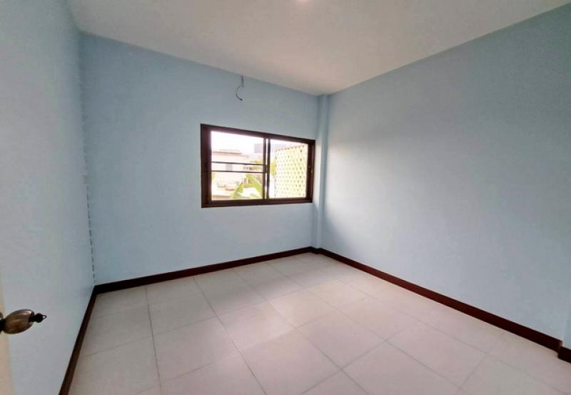 รูปที่7 ต้องการขายบ้านพร้อมที่ดิน ปากน้ำ เมืองสมุทรปราการ ราคา 9,000,000 บาท
