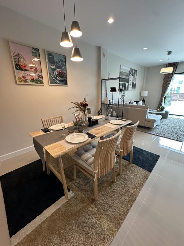 รูปที่3 ต้องการขายทาวน์โฮม ลาดพร้าว เขตลาดพร้าว ราคา 6,990,000 บาท