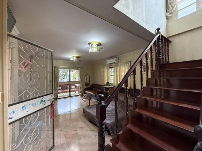 รูปที่2 ต้องการขายบ้านพร้อมที่ดิน บางจาก เขตพระโขนง ราคา 7,500,000 บาท
