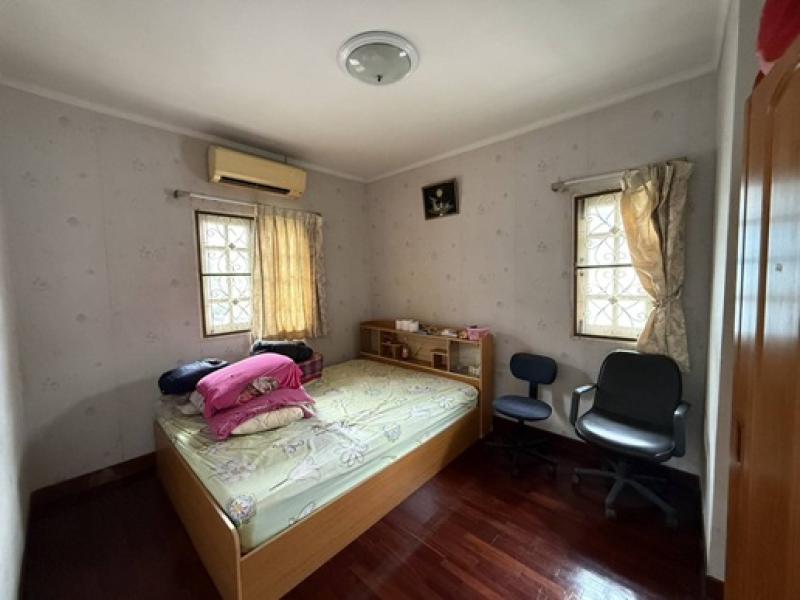 รูปที่5 ต้องการขายบ้านพร้อมที่ดิน บางจาก เขตพระโขนง ราคา 7,500,000 บาท