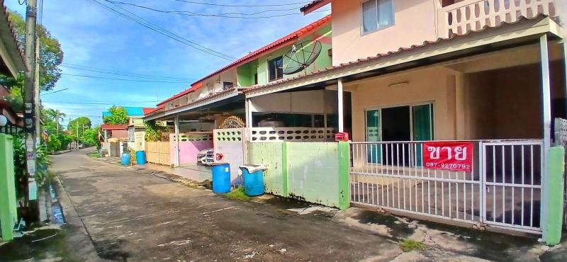 รูปที่2 ต้องการขายบ้านพร้อมที่ดิน บางขะแยง เมืองปทุมธานี ราคา 1,850,000 บาท