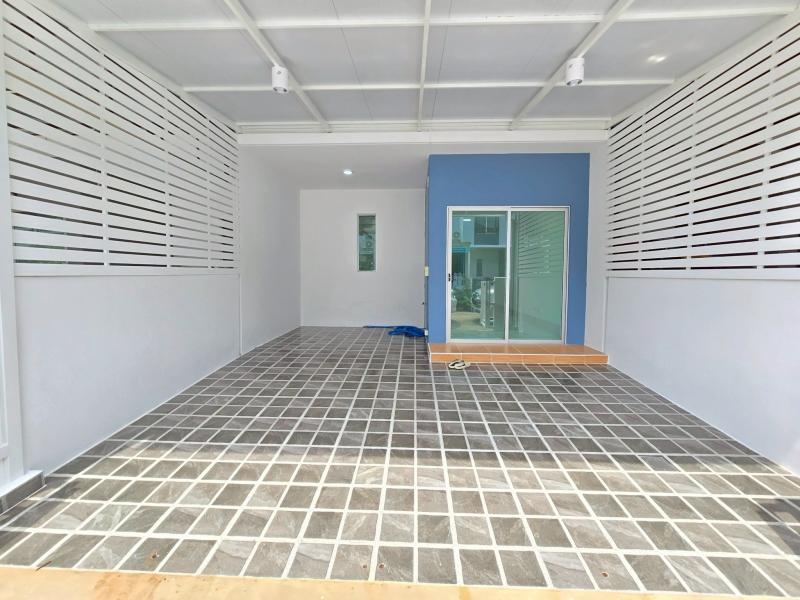 รูปที่2 ต้องการขายทาวน์โฮม คลองสอง คลองหลวง ราคา 2,000,000 บาท