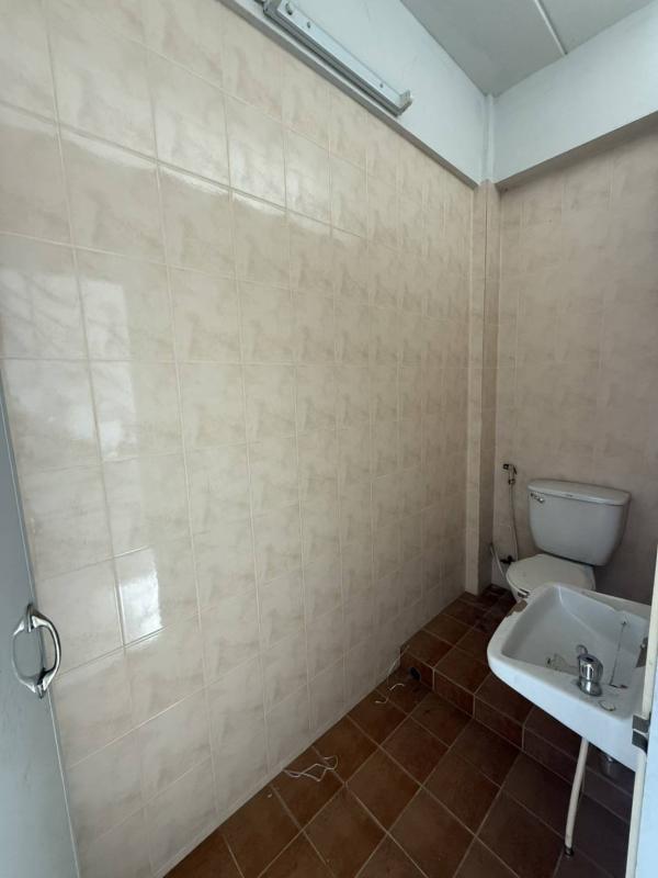 รูปที่7 ต้องการขายอาคารพาณิชย์ แสมดำ เขตบางขุนเทียน ราคา 17,500 บาท