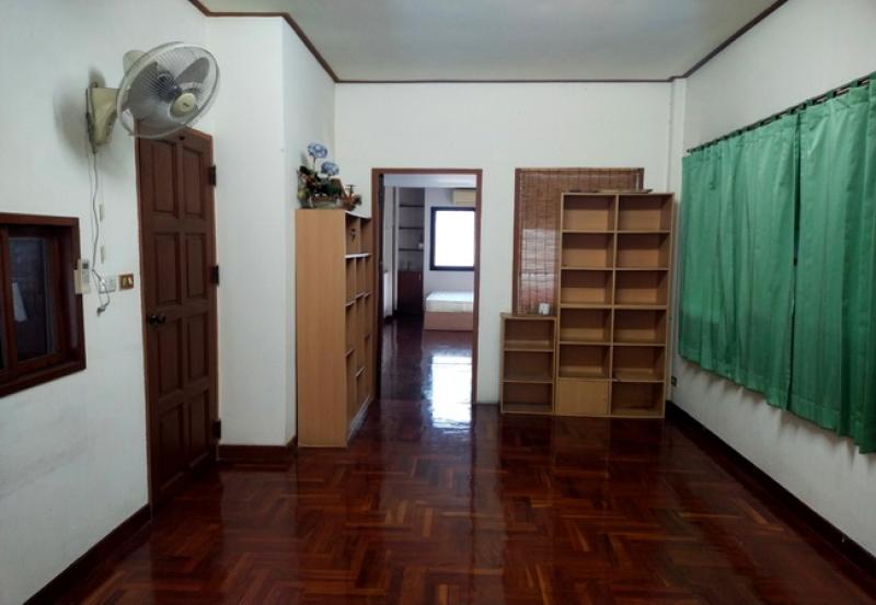 รูปที่4 ต้องการขายบ้านพร้อมที่ดิน คลองกุ่ม เขตบึงกุ่ม ราคา 4,500,000 บาท