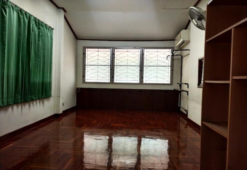 รูปที่5 ต้องการขายบ้านพร้อมที่ดิน คลองกุ่ม เขตบึงกุ่ม ราคา 4,500,000 บาท