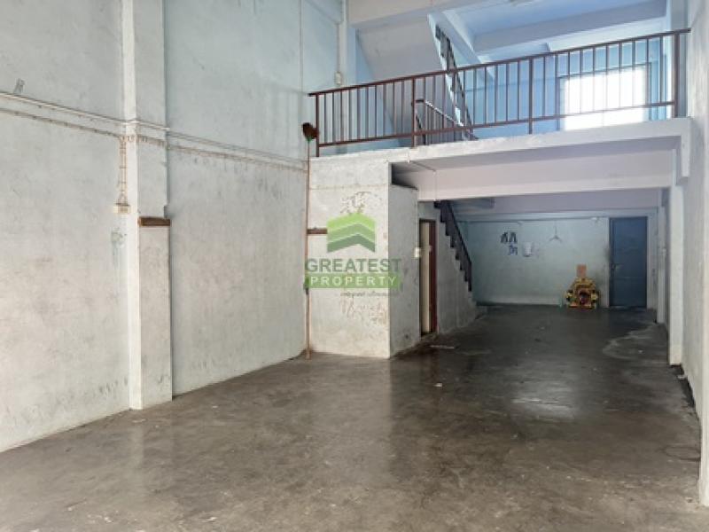 รูปที่3 ต้องการขายบ้านพร้อมที่ดิน แสมดำ เขตบางขุนเทียน ราคา 2,600,000 บาท