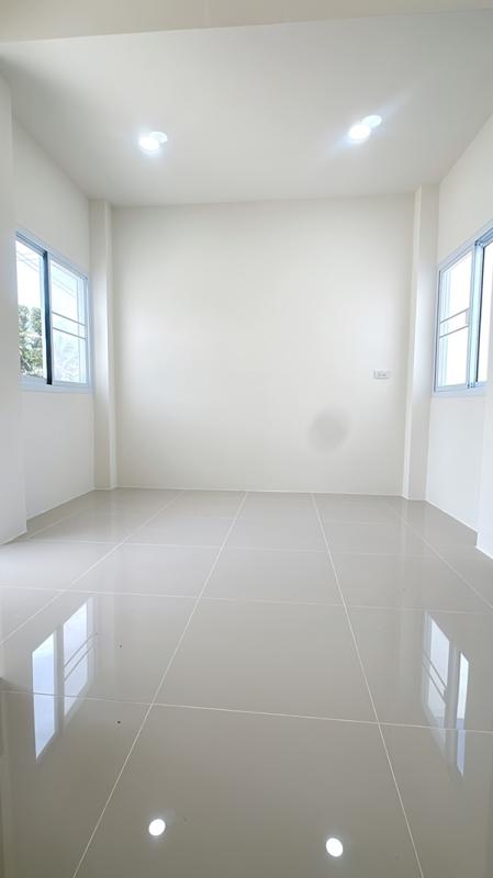 รูปที่6 ต้องการขายบ้านพร้อมที่ดิน ต้นธง เมืองลำพูน ราคา 1,290,000 บาท
