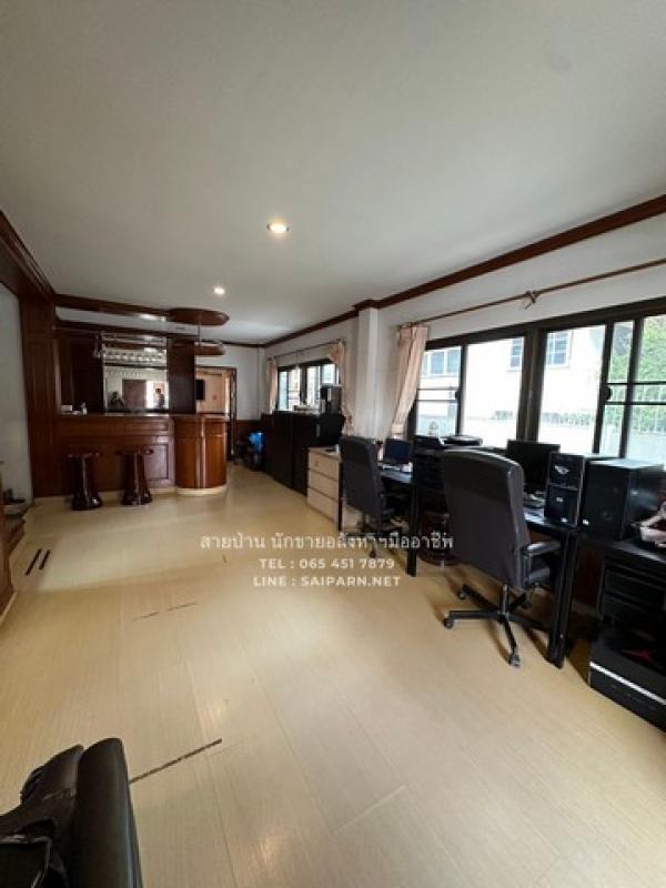 รูปที่6 ให้เช่าบ้านพร้อมที่ดิน สามเสนนอก เขตห้วยขวาง ราคา 90,000 บาท