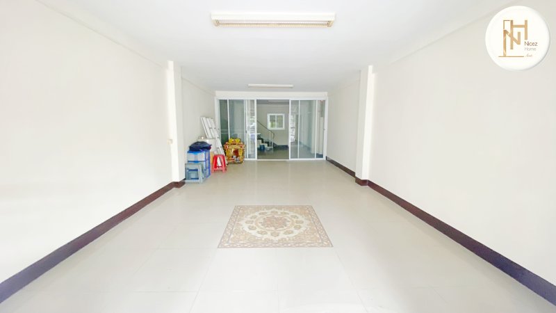 รูปที่2 ต้องการขายอาคารพาณิชย์ ท่าทราย เมืองนนทบุรี ราคา 3,950,000 บาท