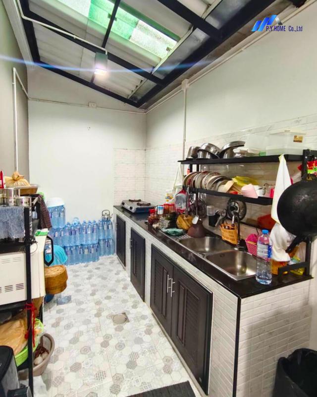 รูปที่5 ต้องการขายทาวน์โฮม คลองสอง คลองหลวง ราคา 2,750,000 บาท