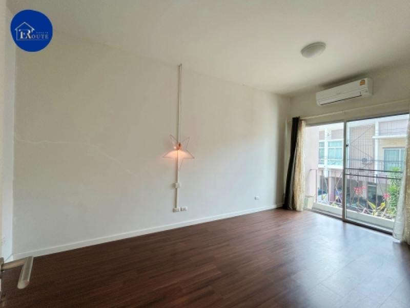 รูปที่6 ต้องการขายบ้านพร้อมที่ดิน บ้านใหม่ เมืองปทุมธานี ราคา 2,190,000 บาท