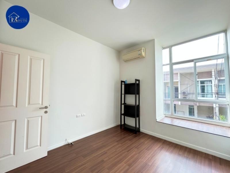 รูปที่7 ต้องการขายบ้านพร้อมที่ดิน บ้านใหม่ เมืองปทุมธานี ราคา 2,190,000 บาท