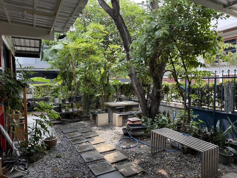 รูปที่3 ต้องการขายบ้านพร้อมที่ดิน สามเสนใน เขตพญาไท ราคา 32,900,000 บาท