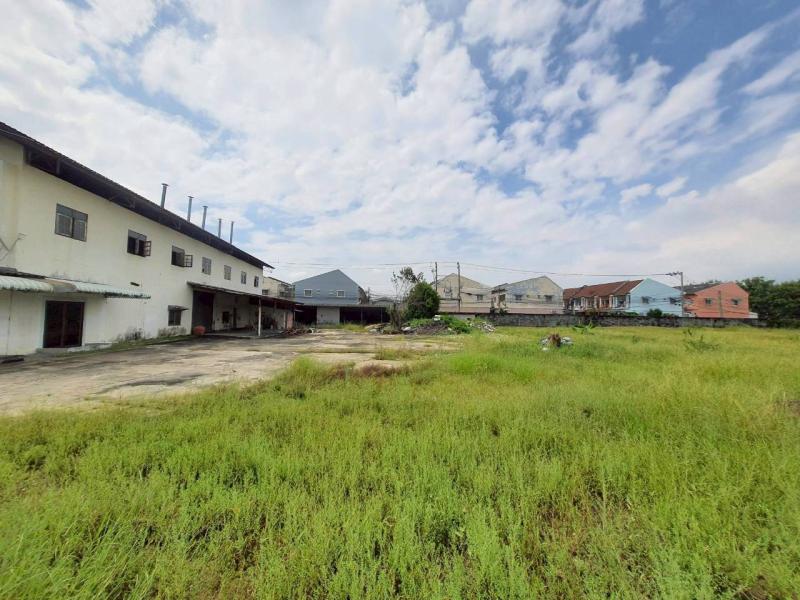 รูปที่2 ต้องการขายที่ดินเปล่า หนองแขม เขตหนองแขม ราคา 32,571,000 บาท