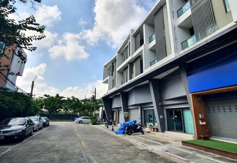 รูปที่2 ต้องการขายทาวน์โฮม ออเงิน เขตสายไหม ราคา 5,300,000 บาท