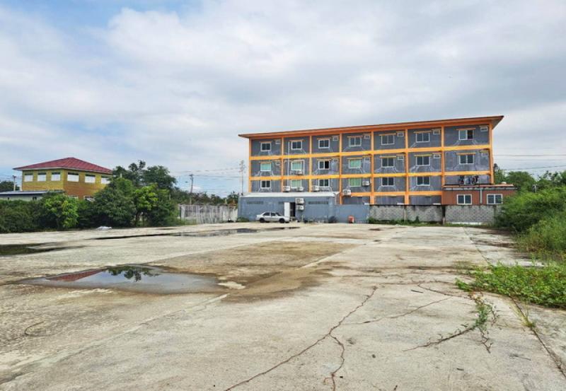 รูปที่3 ต้องการขายอาคารพาณิชย์ ไทรน้อย ไทรน้อย ราคา 32,000,000 บาท