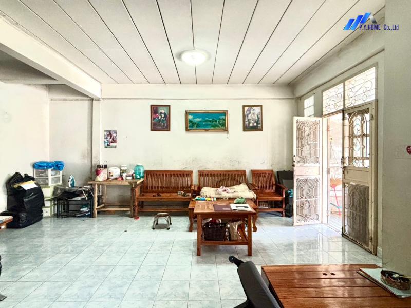 รูปที่4 ต้องการขายบ้านพร้อมที่ดิน ลาดสวาย ลำลูกกา ราคา 1,900,000 บาท