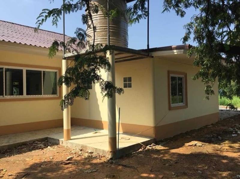 รูปที่4 ให้เช่าบ้านพร้อมที่ดิน หัวถนน พนัสนิคม ราคา 14,000 บาท