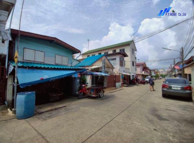 รูปที่4 ต้องการขายบ้านพร้อมที่ดิน ประชาธิปัตย์ ธัญบุรี ราคา 3,990,000 บาท