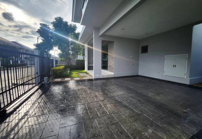รูปที่2 ต้องการขายบ้านพร้อมที่ดิน บางตะไนย์ ปากเกร็ด ราคา 4,990,000 บาท