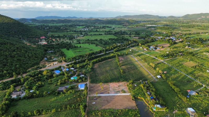 รูปที่2 ต้องการขายที่ดินเปล่า หนองประดู่ เลาขวัญ ราคา 150,000 บาท