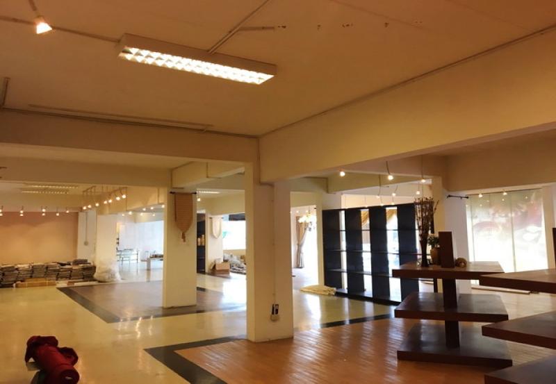 รูปที่5 ต้องการขายอาคารพาณิชย์ ราชาเทวะ บางพลี ราคา 45,000,000 บาท