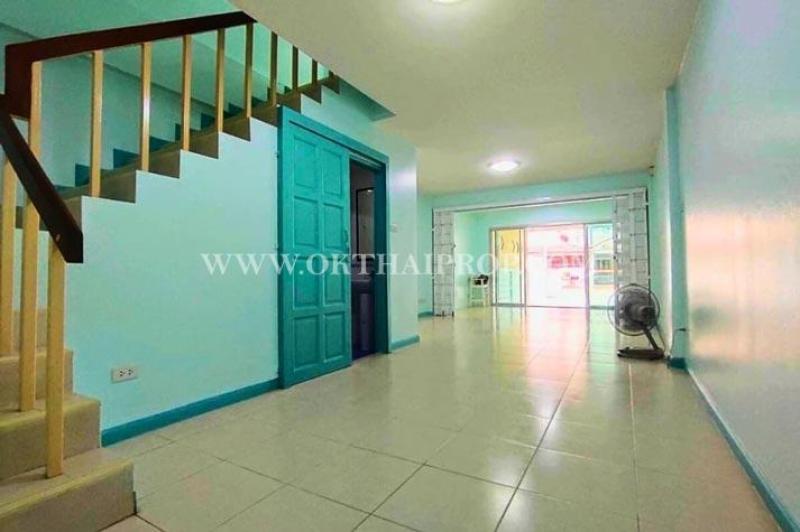 รูปที่3 ต้องการขายทาวน์โฮม คลองหนึ่ง คลองหลวง ราคา 1,599,000 บาท