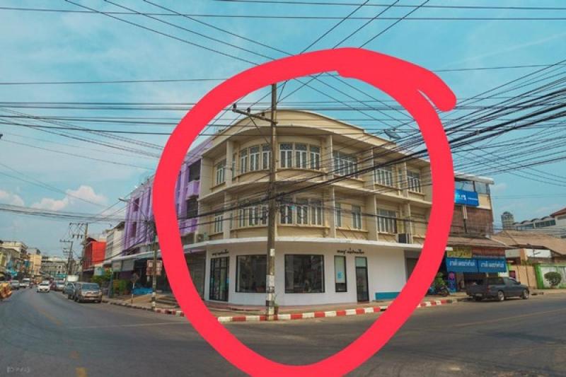 รูปที่7 ต้องการขายทาวน์โฮม ในเมือง เมืองร้อยเอ็ด ราคา 9,000,000 บาท