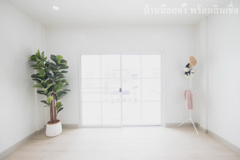 รูปที่8 ต้องการขายบ้านพร้อมที่ดิน ลาดสวาย ลำลูกกา ราคา 1,790,000 บาท