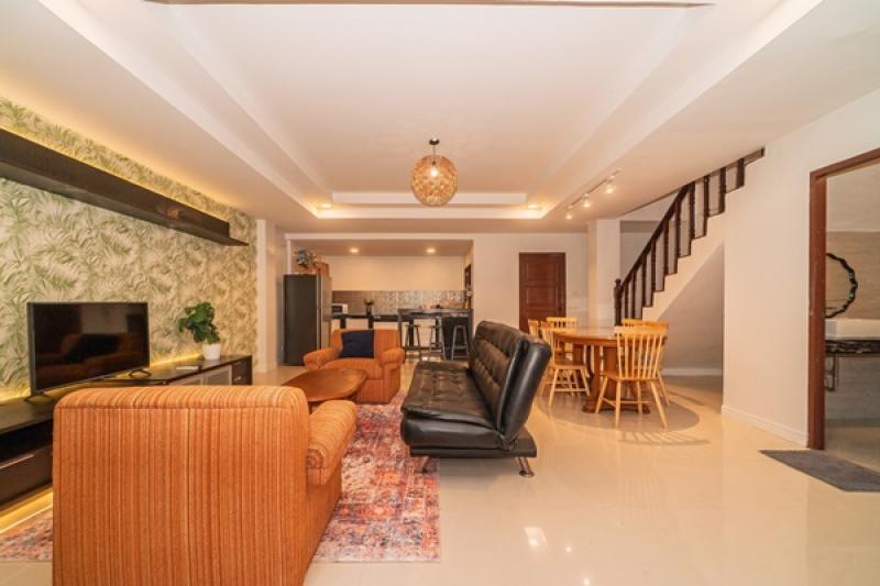 รูปที่3 ให้เช่าทาวน์โฮม คลองตันเหนือ เขตวัฒนา ราคา 100,000 บาท