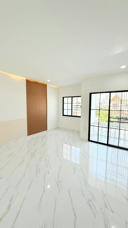 รูปที่3 ต้องการขายทาวน์โฮม คูคต ลำลูกกา  