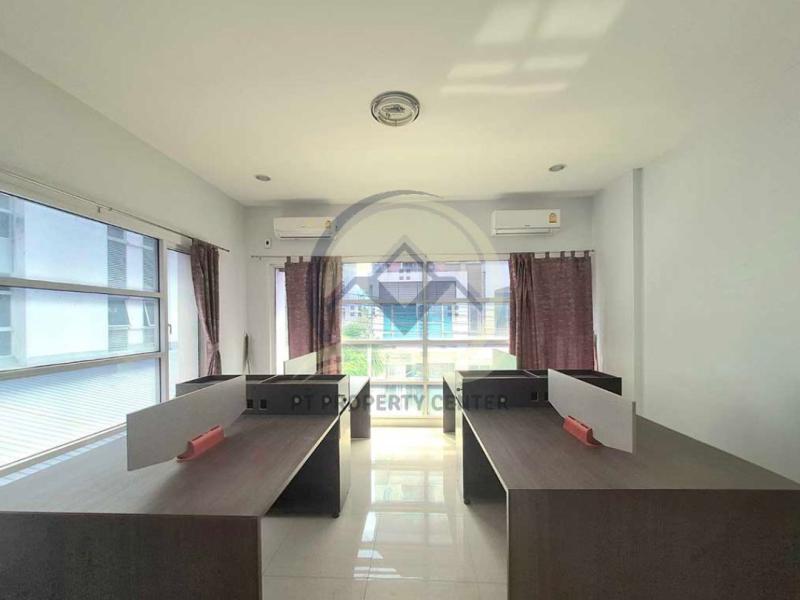 รูปที่5 ต้องการขายทาวน์โฮม ลาดพร้าว เขตลาดพร้าว ราคา 10,500,000 บาท