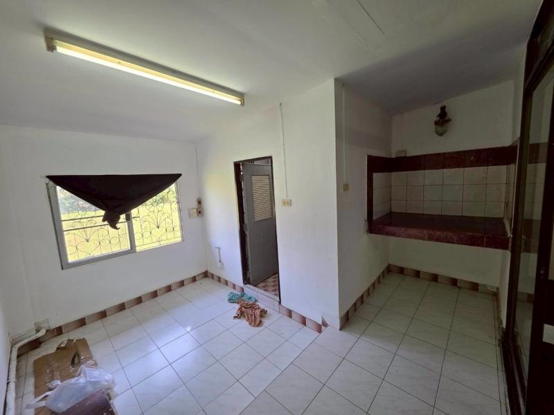 รูปที่5 ต้องการขายบ้านพร้อมที่ดิน บางจาก เขตพระโขนง ราคา 2,850,000 บาท