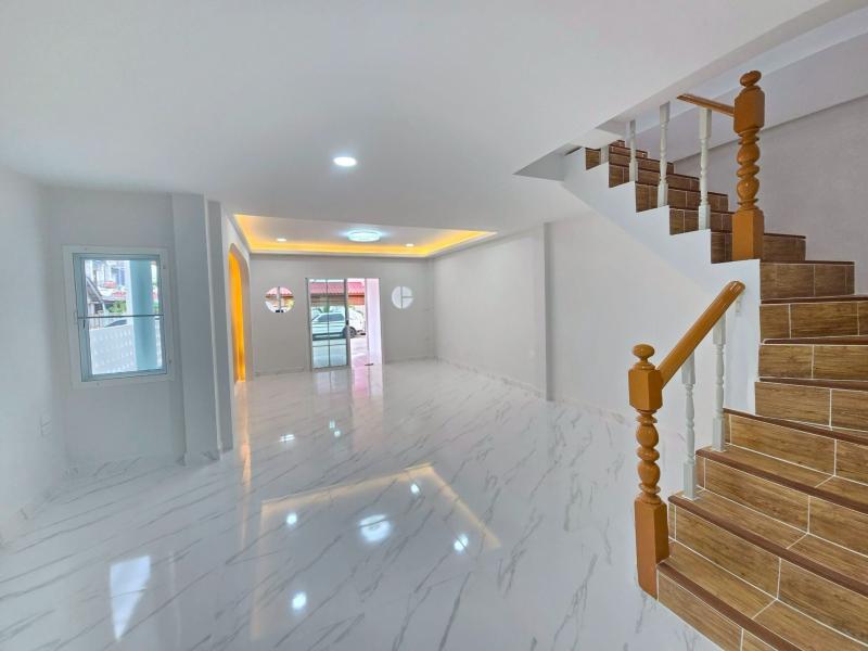 รูปที่4 ต้องการขายทาวน์โฮม บึงยี่โถ ธัญบุรี  