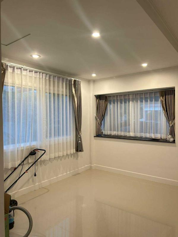 รูปที่4 ให้เช่าบ้านพร้อมที่ดิน ปากคลองบางปลากด พระสมุทรเจดีย์ ราคา 25,000 บาท