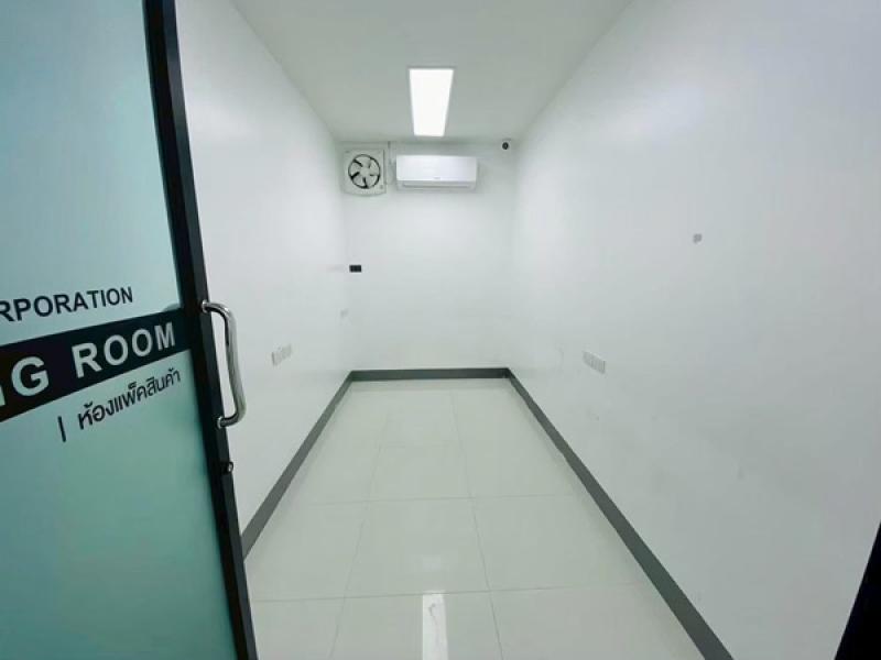 รูปที่8 ต้องการขายทาวน์โฮม สันผักหวาน หางดง ราคา 4,500,000 บาท