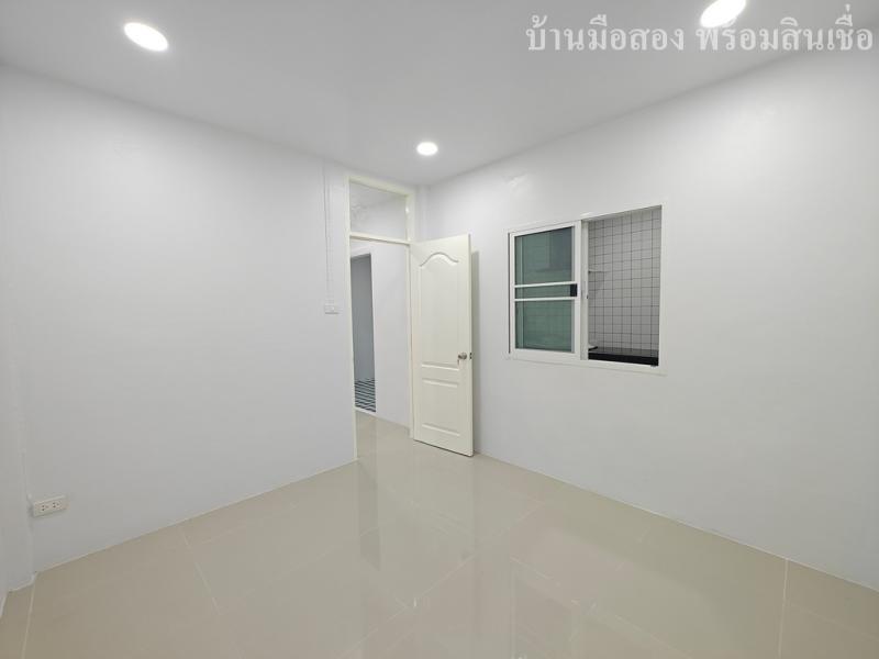 รูปที่4 ต้องการขายบ้านพร้อมที่ดิน ลาดสวาย ลำลูกกา ราคา 2,390,000 บาท