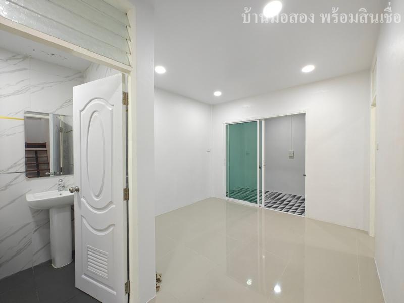 รูปที่6 ต้องการขายบ้านพร้อมที่ดิน ลาดสวาย ลำลูกกา ราคา 2,390,000 บาท
