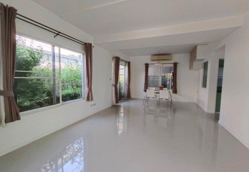 รูปที่2 ต้องการขายบ้านพร้อมที่ดิน คลองสาม คลองหลวง ราคา 3,650,000 บาท