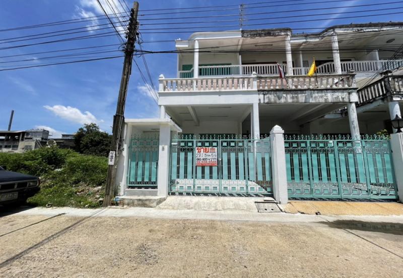 ขายทาวน์โฮม ราคา : 3,950,000