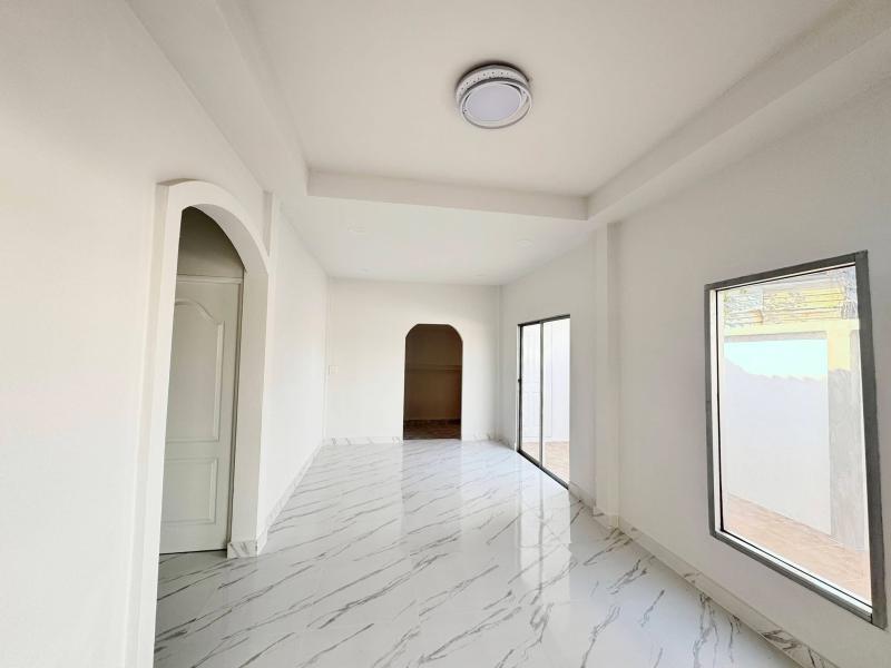 รูปที่2 ต้องการขายทาวน์โฮม ลาดสวาย ลำลูกกา  