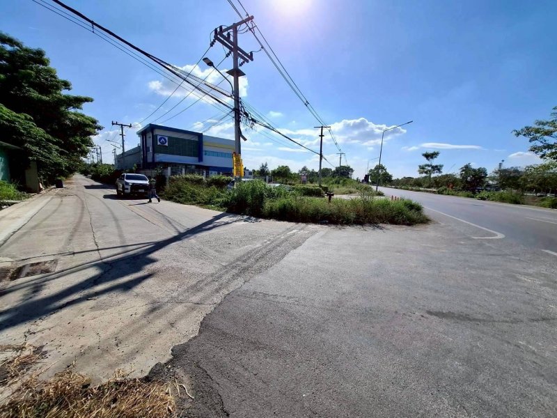 รูปที่5 ต้องการขายบ้านพร้อมที่ดิน คลองสอง คลองหลวง ราคา 9,000,000 บาท