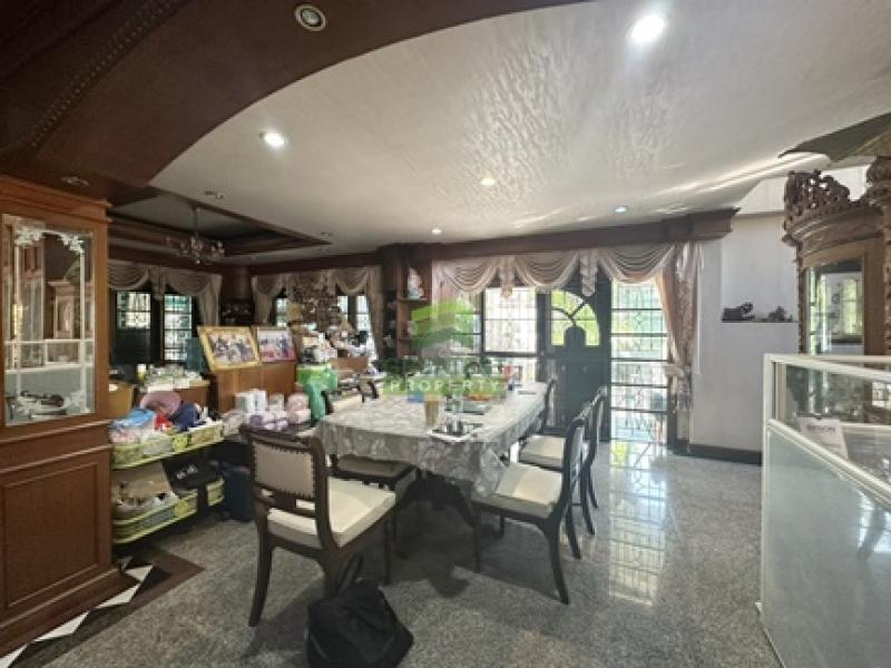 รูปที่2 ต้องการขายบ้านพร้อมที่ดิน ท่าข้าม เขตบางขุนเทียน ราคา 8,900,000 บาท